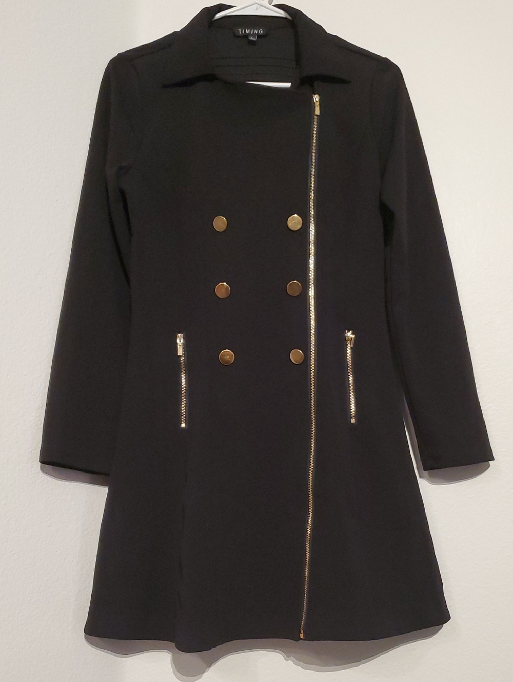 379◼️TIMING BLACK COAT